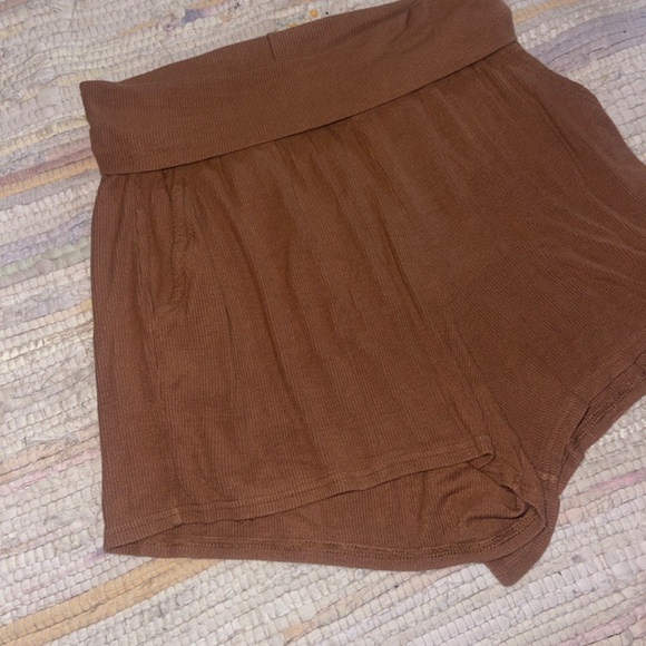 Aerie Brown High Waist Ribbed Loose Fit Lounge Shorts Size Medium - Picture 3 of 7